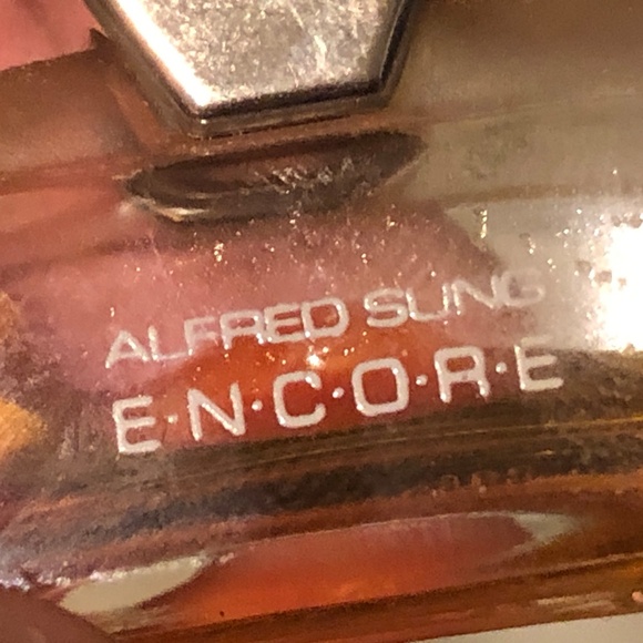 Lot of 6 Vintage Perfume Bottles~One W/out Cap~Avon~Juicy~LuneD'Ete~AlfredSung++ - Picture 10 of 10